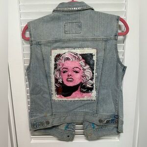 Marilyn Monroe Custom Rhinestone Denim Vest Jacket Top Hollister size Large